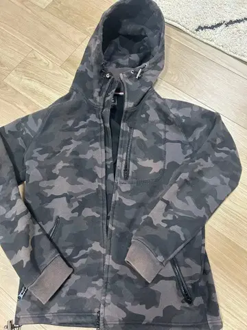 BEAMS HEART 카모 패턴 후드티 M 사이즈