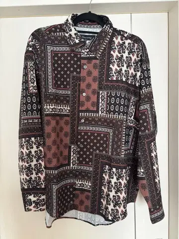 Unrelaxing 빅 실루엣 올 패턴 셔츠