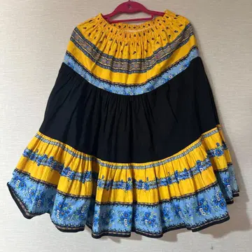 프랑스 빈티지 플레어 스커트 꽃무늬 블랙 옐로우 컬러