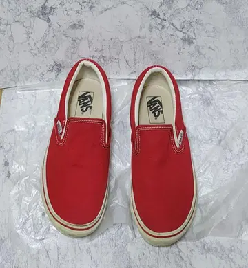 가격 인하! VANS 레드 슬립온