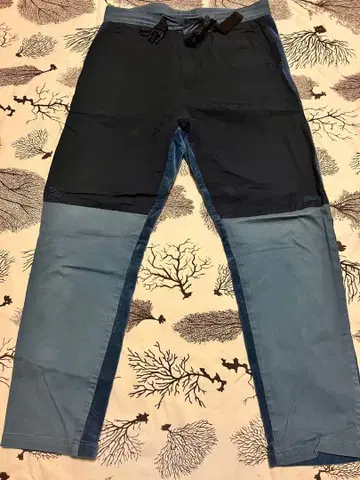 사이러스 L 코듀로이 팬츠