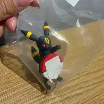 포켓몬 제일복권 F상 길거리 산책 찰랑 프렌드 블래키