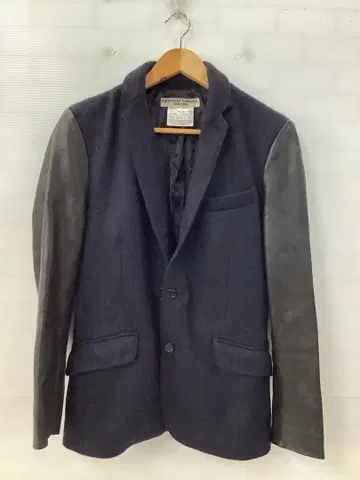 11.7 A928 캐서린 햄넷 런던 테일러드 자켓 네이비