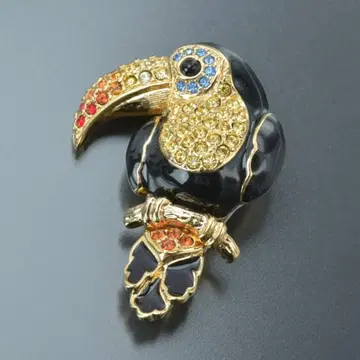 컨디션 최상 스와로브스키 오오하시 브로치 큐빅 골드 블랙 새