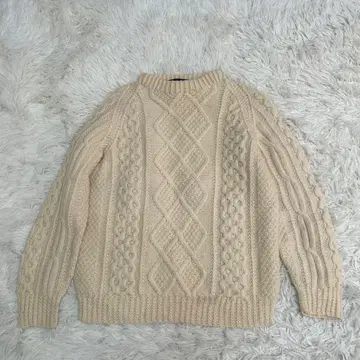 70년대 북유럽 아일랜드제 두꺼운 원단 손뜨개질 케이블 니트 상의