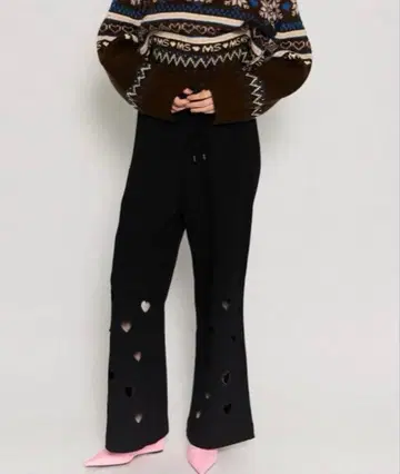 새상품급 MAISON SPECIAL 메니 하트 스웨트 팬츠 블랙 S
