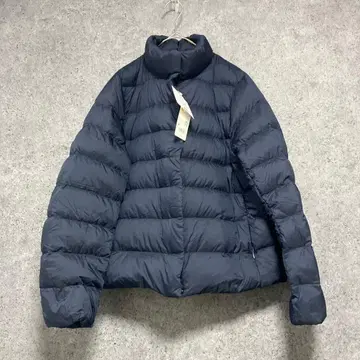 새상품 유니클로 울트라 라이트 다운 M 네이비 여성용