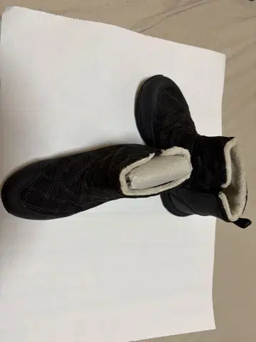 킨 블랙 퀼팅 숏 사이드 고어 부츠 여성용 24cm