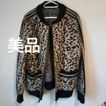 TRUBE 레오파드 무늬 자켓