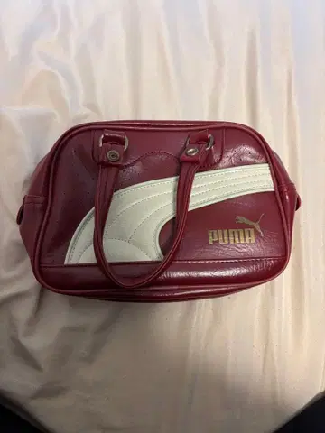 PUMA 버건디 핸드백