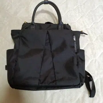 펠리시모 라미플러스 토트처럼 보이는 스마트한 5층 울퉁불퉁 레이어드 백팩