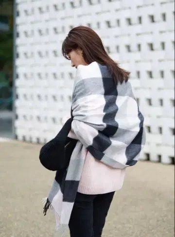 존스턴즈 HAUNT 별주 캐시미어 대형 스톨 블록 체크