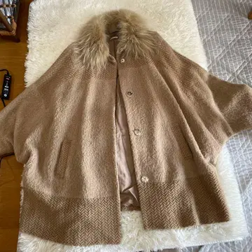 LE CIEL BLEU 베이지 판초 케이프 코트