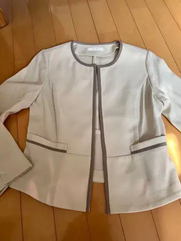 새상품급 any SiS 아이보리 노카라 자켓 s