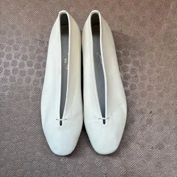 VIEILLE 생크 화이트 36