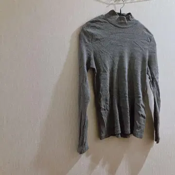 그레이 터틀넥 긴팔 셔츠 가을/겨울 심플 무지