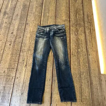 스트레이트 데님 다크 블루 버튼 플라이