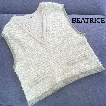 새상품급 BEATRICE 베아트리스 트위드 니트 베스트 38