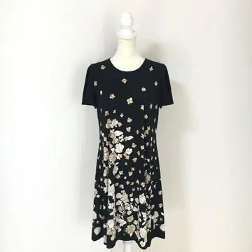 새상품급 LEONARD 레오나르 워셔블 스트레치 원피스 42