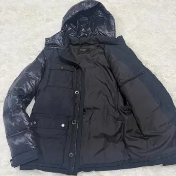 EPOCA UOMO 에포카 워모 다운 자켓 절개 콤비 이소재