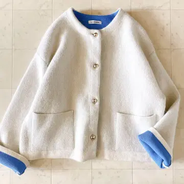 내추럴 꾸뛰르 FOX 혼 플레이팅 니트 자켓