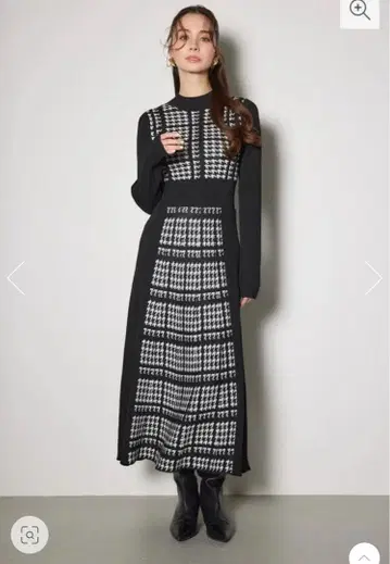 rienda 하운드투스 체크 패턴 백 리본 플레어 니트 원피스