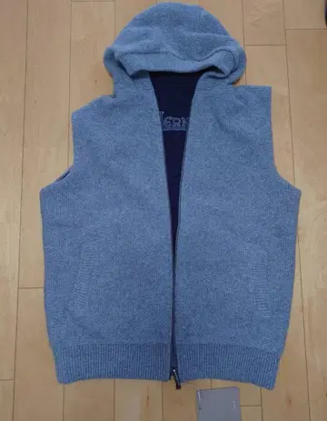 헬노 HERNO 리버서블 베스트 그레이/블랙 사이즈 48 새상품