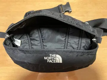 THE NORTH FACE 바디백 블랙