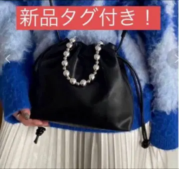 [택 포함 새상품] LOWRYSFARM 볼 체인 복조리 백 블랙