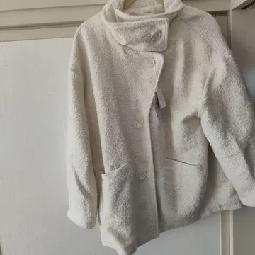 화이트 보아 자켓 캐주얼