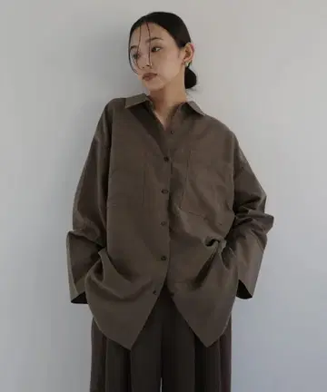 hellem 피치 스킨 오버 셔츠