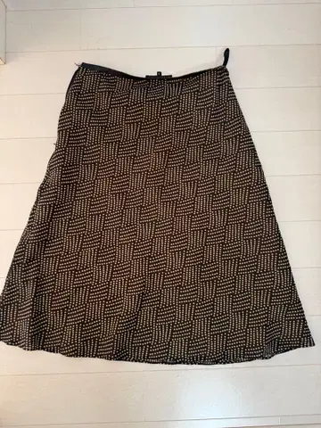 UNTITLED 스커트 2개 세트