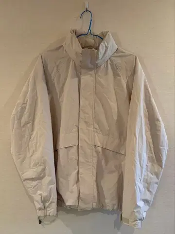 UNIQLO 베이지 나일론 자켓 S