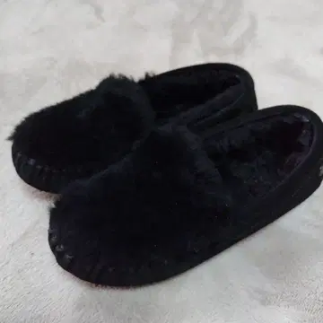 새상품급 EMU Australia 에뮤오스트레일리아 슬립온 24