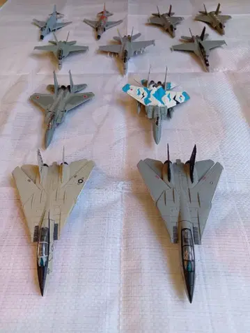 F 토이즈 외 11기 세트