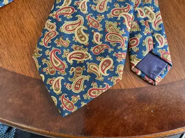 NINA RICCI 실크 페이즐리 무늬 넥타이