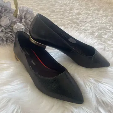 [ 23.5cm ] ROCKPORT/락포트 스틸레토 플랫 펌프스