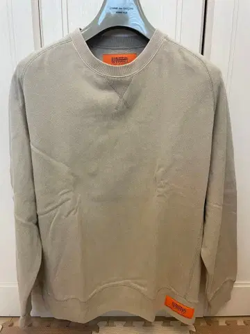 UNIVERSAL OVERALL 속기모 맨투맨 베이지 L 사이즈