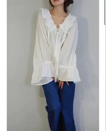 Lui jewelry 블라우스