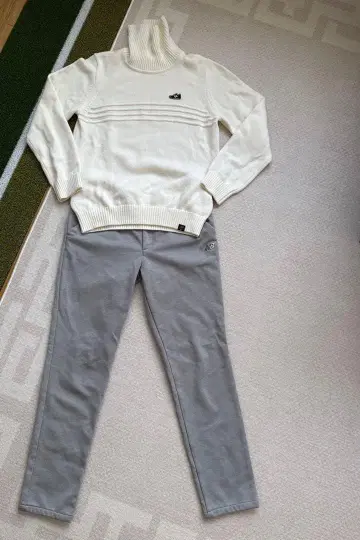 뉴발란스 터틀넥 스웨터 팬츠 세트