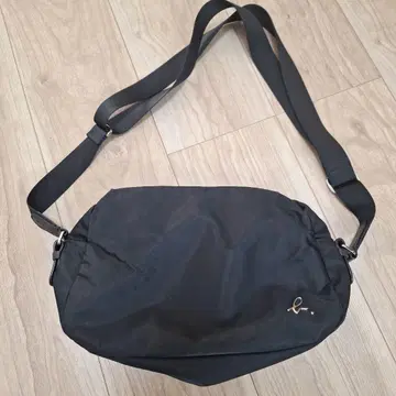 애니에스베 숄더백