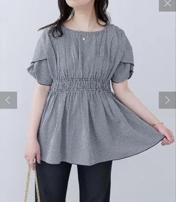 내추럴 꾸뛰르 꼬임 소매 페플럼 상의