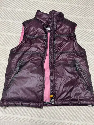 퍼플 다운 베스트 헬리한센