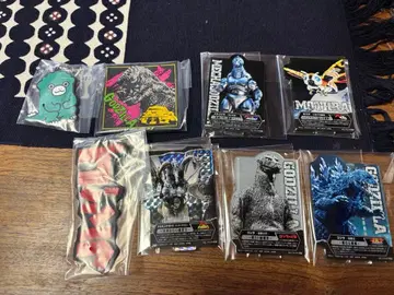 고질라 제일복권 아크렉토 F상, H상 8종 세트