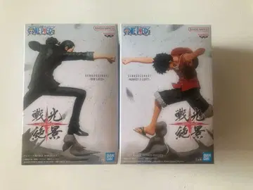 원피스 몽키 D 루피와 로브 루치의 피규어