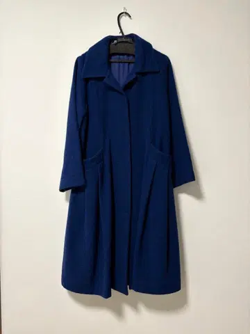 앙테르리네르 네이비 울 롱 코트 사이드 포켓 포함
