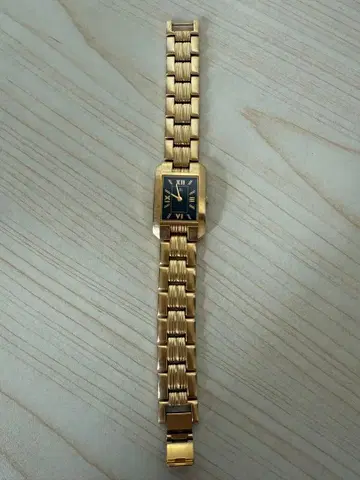 장르 이셸 골드 팔찌 시계 블랙 다이얼