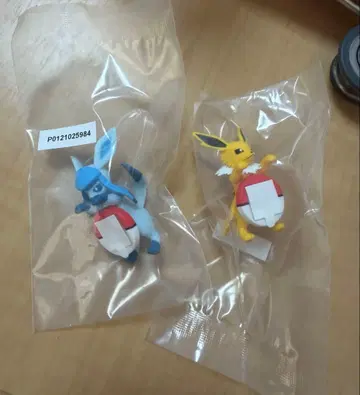 포켓몬 제일복권 F상 길거리 산책 챠라링 프렌즈 글레이시아 썬더