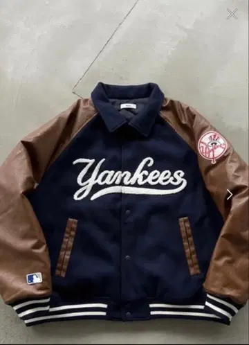 perushu x MLB 콜라보 바시티 자켓 Yankees