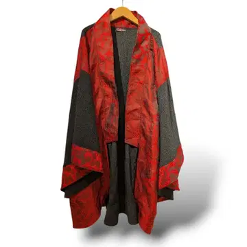 꽃무늬 빨검 겉옷 QutieFrash